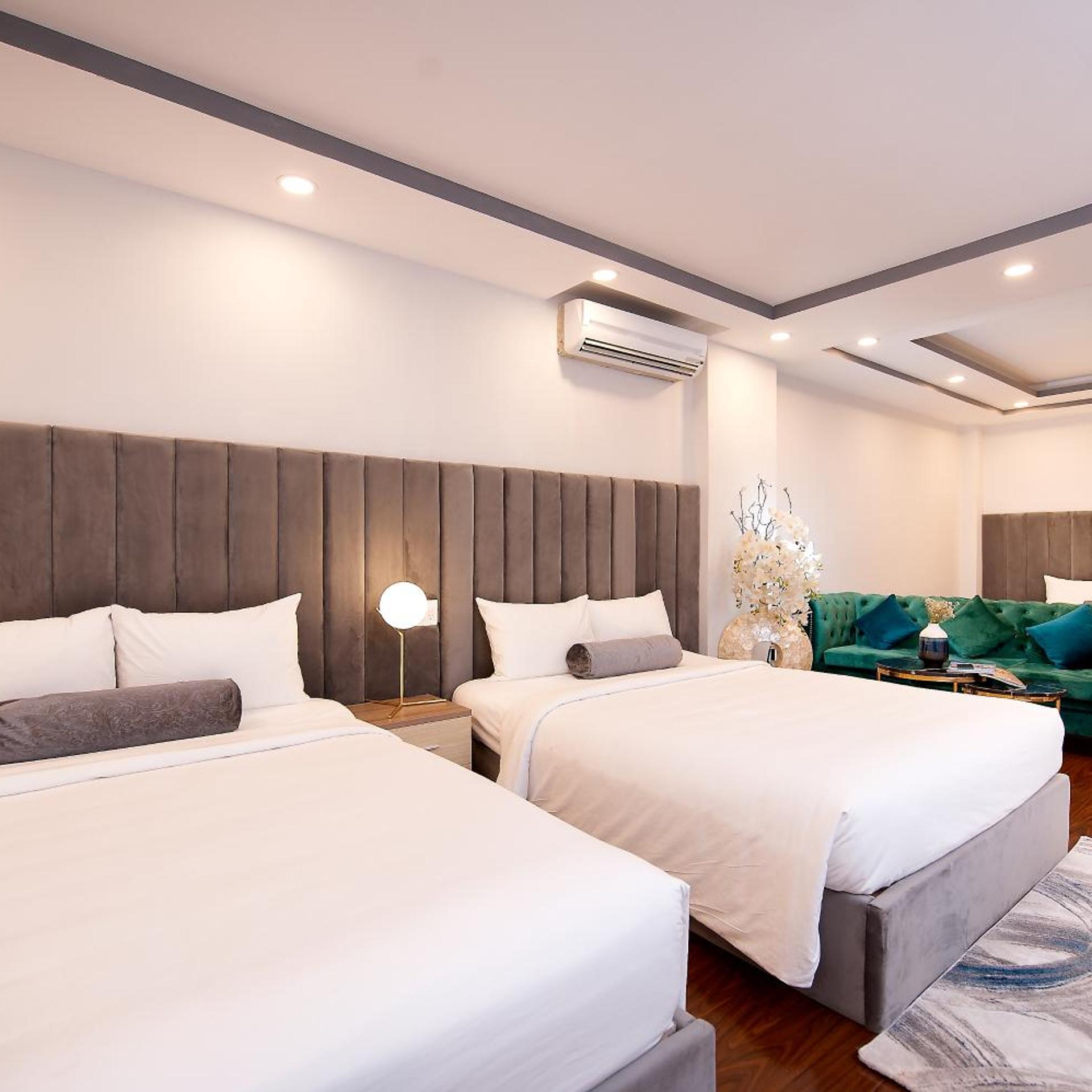 Vip, King Bed, No Window