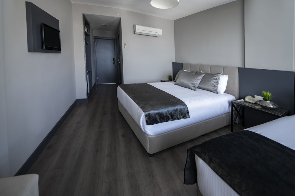 Tourist Hotel Antalya 12/63
