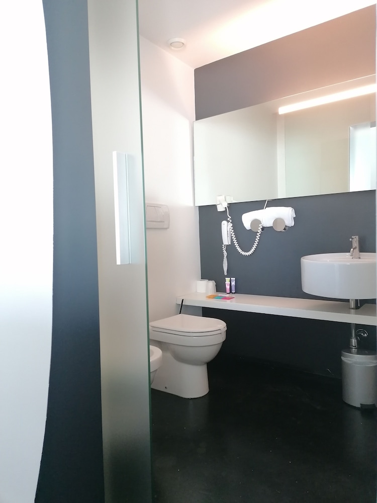 Hotel Ripa Roma 44/50