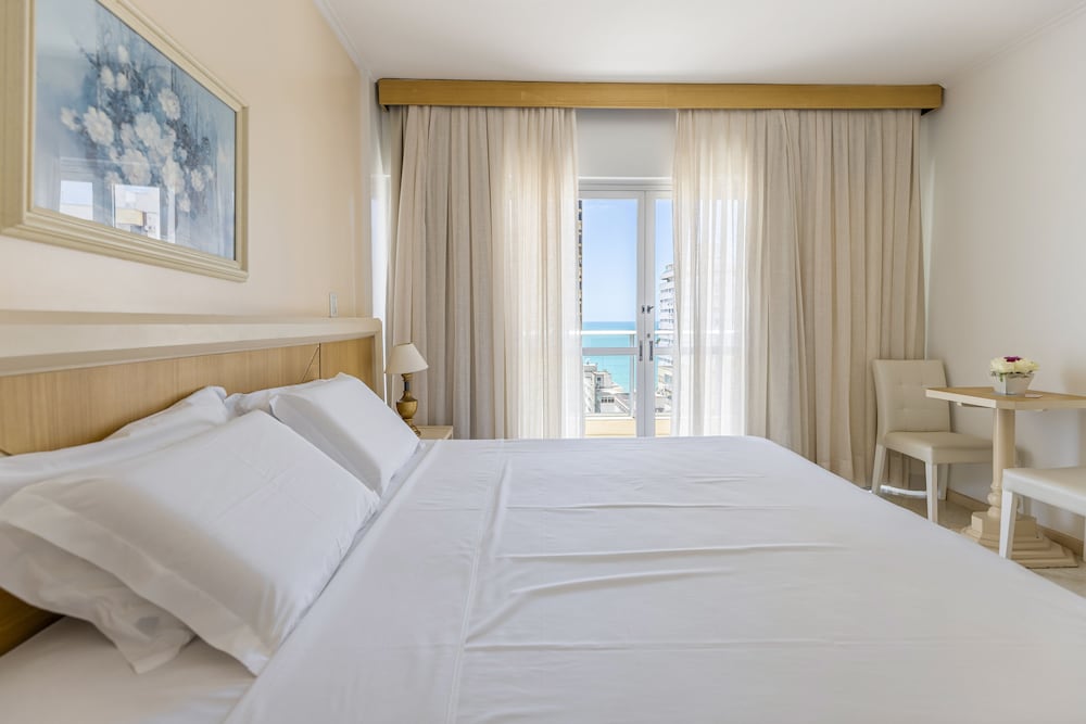 Hotel dos Acores 31/64