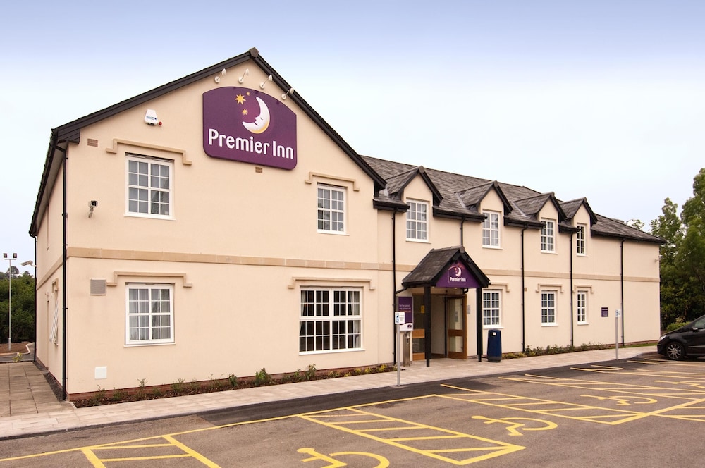 Premier Inn Cwmbran 27/31