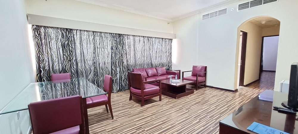 Grand PJ Hotel 34/48