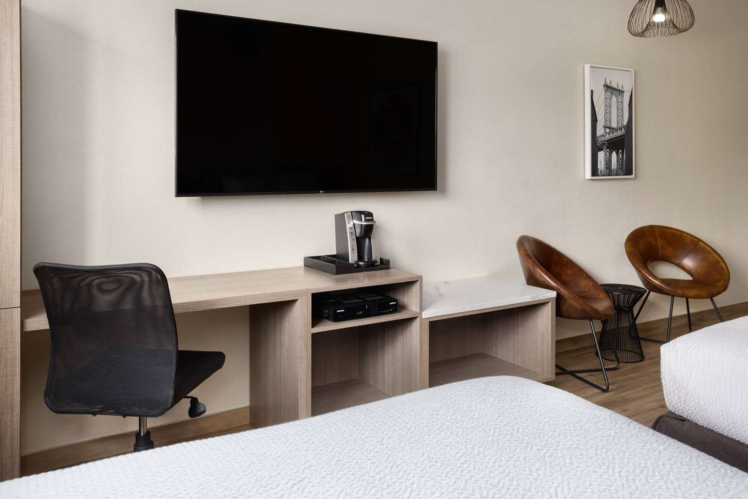 Ramada by Wyndham Bronx 48/55