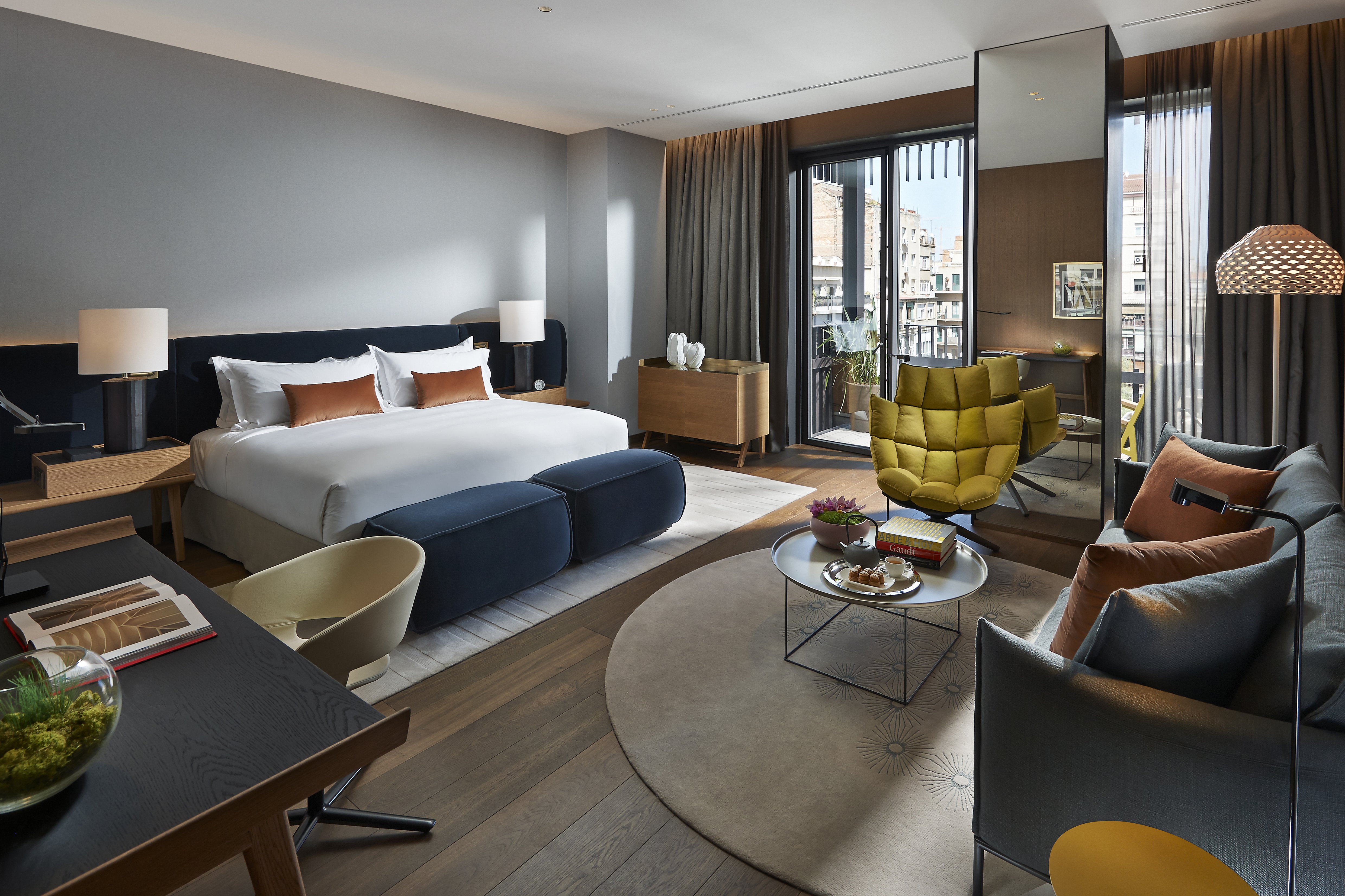 MANDARIN, JUNIOR SUITE, KING BED