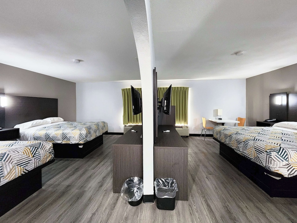 Motel6 Pine Bluff, AR 21/50
