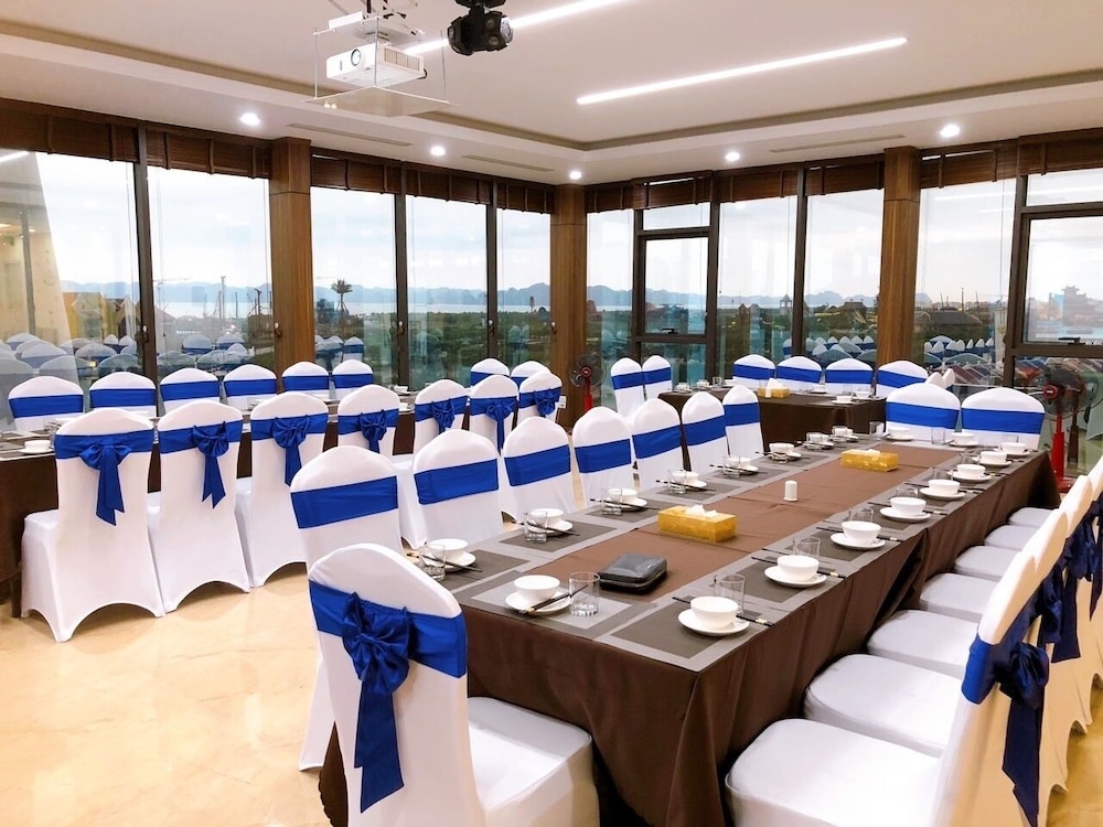 Vincent Ha Long Hotel 30/49