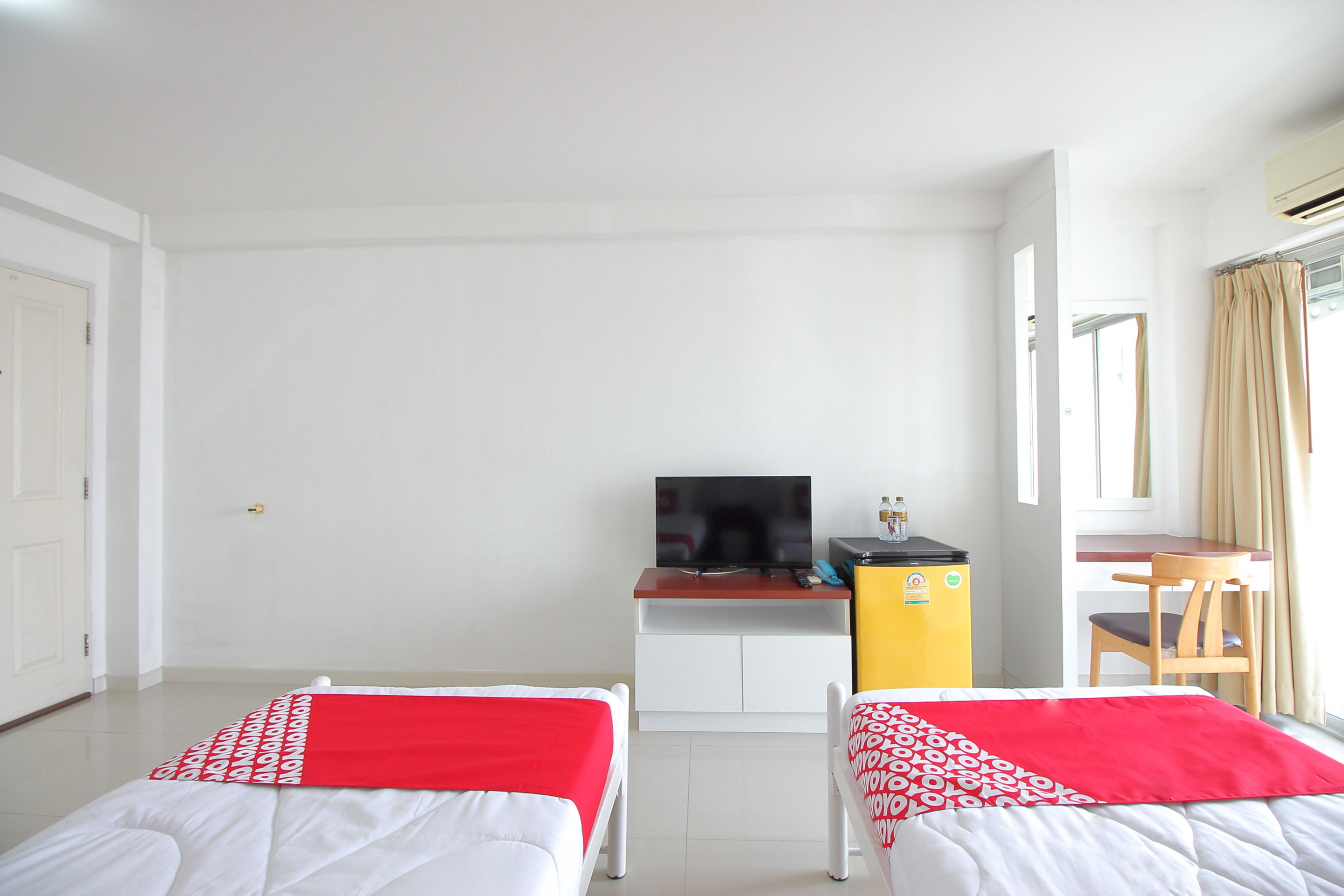 STANDARD, TWIN BEDS