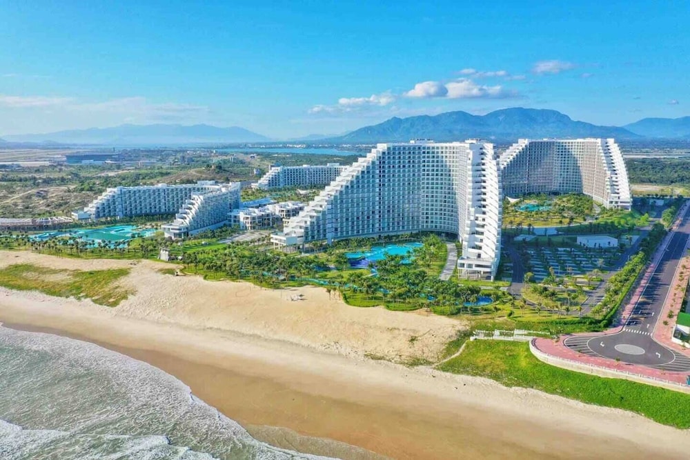 Arena Cam Ranh Ocean View Resort 47/50