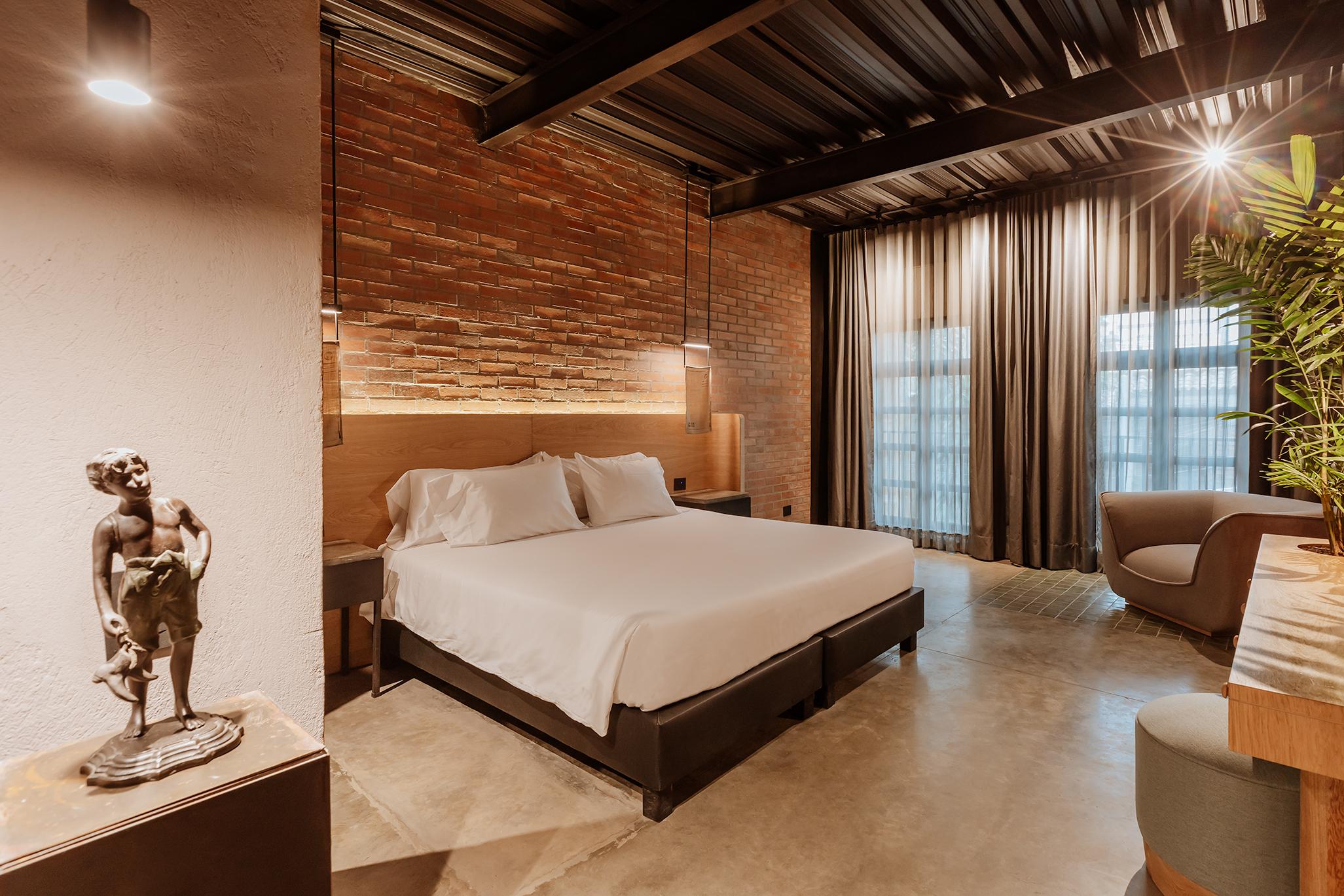 Executive, Double Bed, Street View
