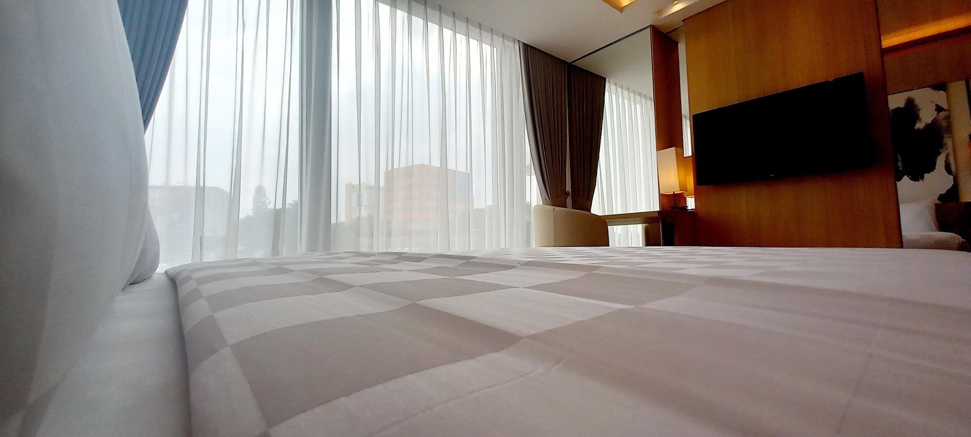 LK Hotel Chadstone Cikarang 8/20