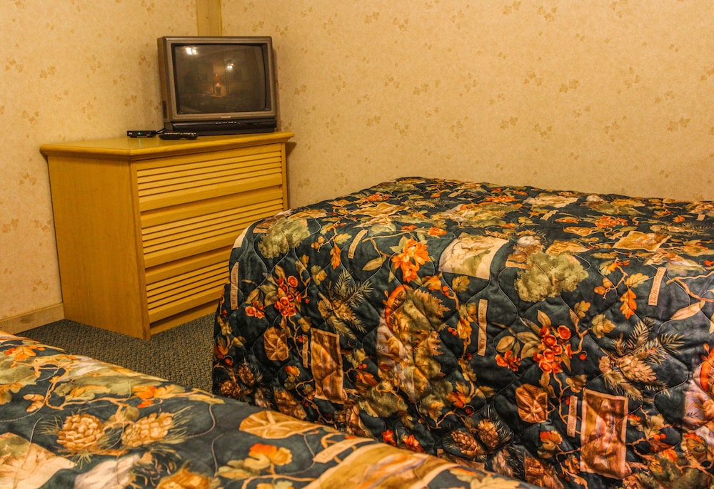 Smoketree Lodge, a VRI resort 14/70