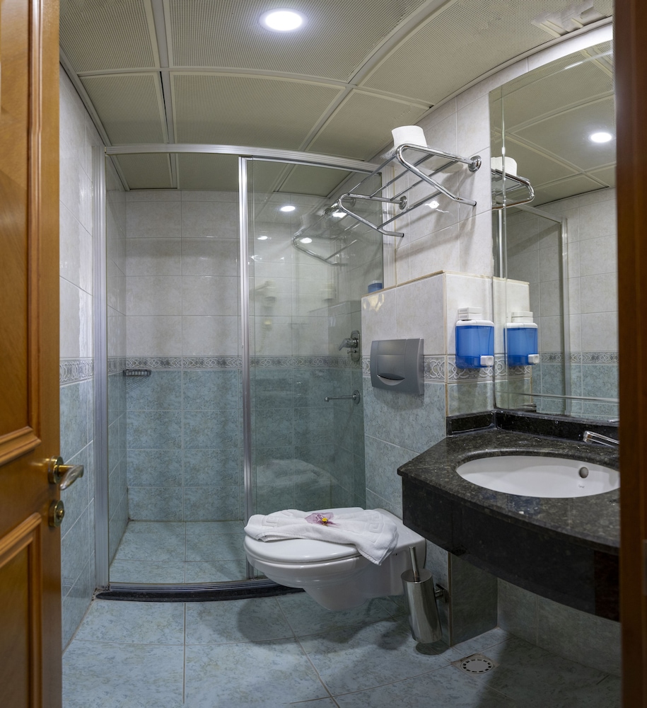 Dalan Hotel 55/57