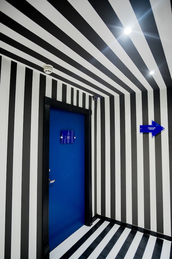 Arthouse Hotel 42/49