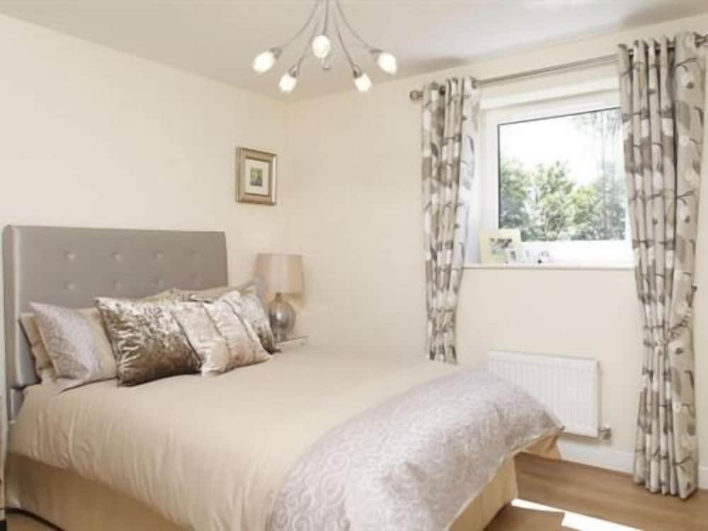 Apple House Guest House Heathrow Airport 4/31
