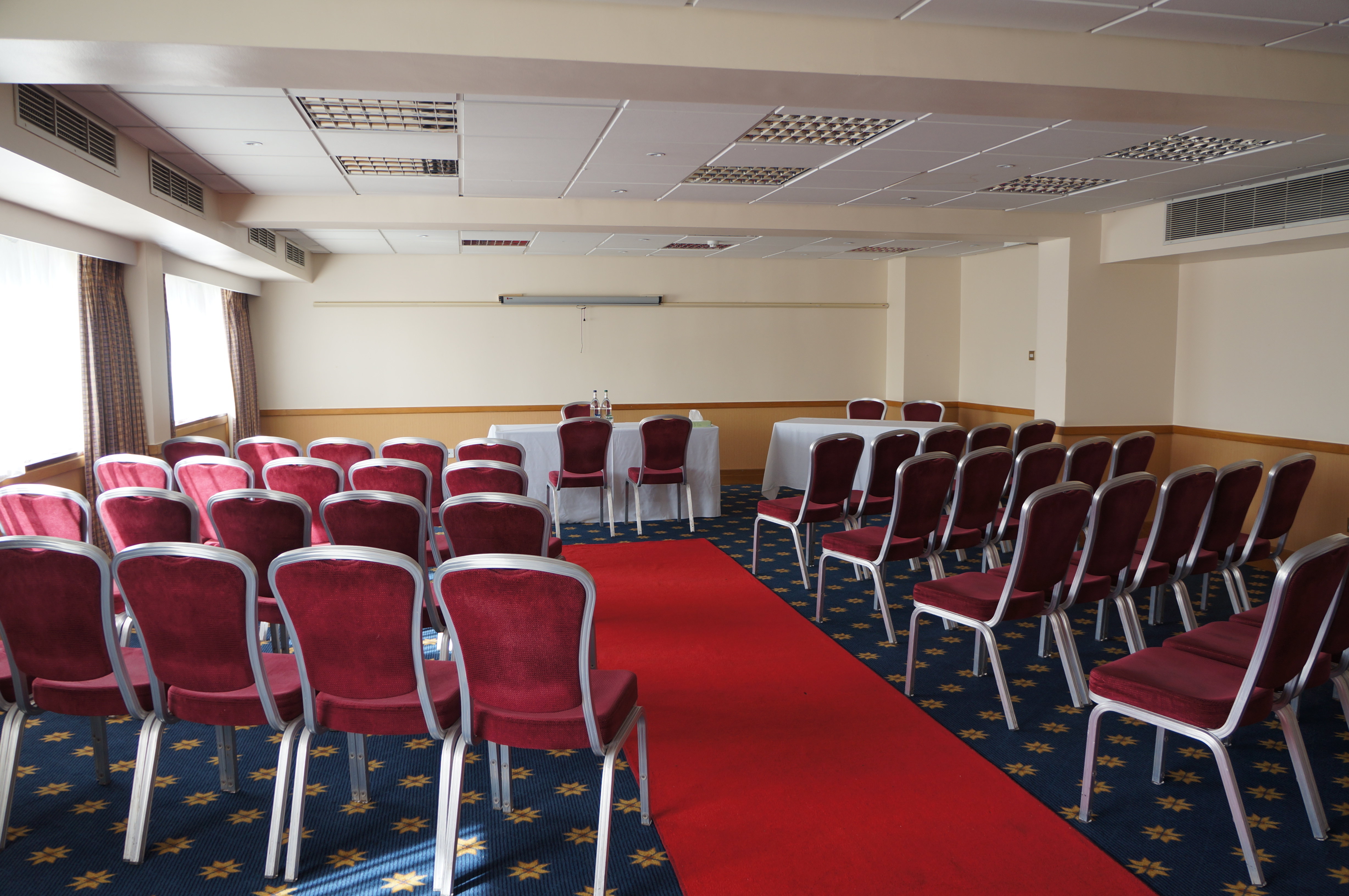Crowne Plaza Basingstoke 55/63