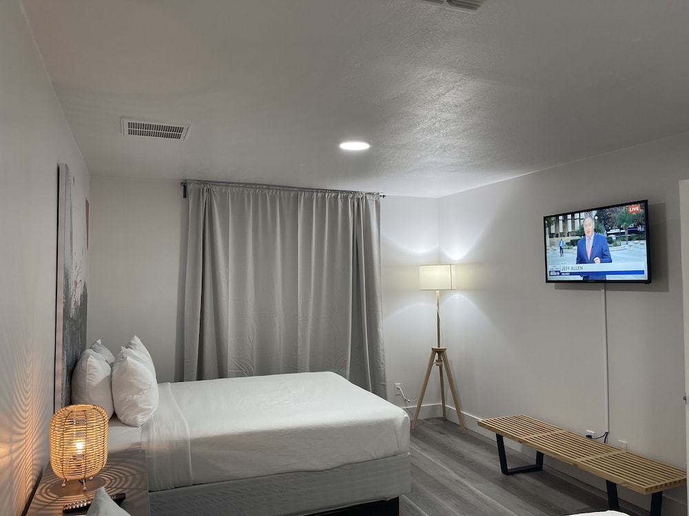 GreenPoint Hotel Kissimmee 14/23