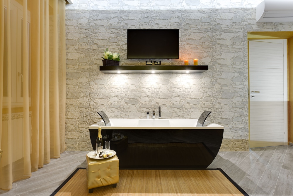 Excellence Suite 53/70