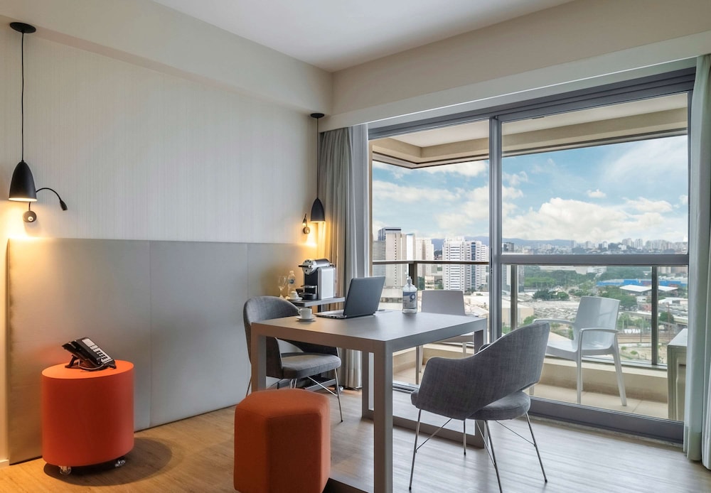 Novotel Porto Alegre Tres Figueiras 28/50