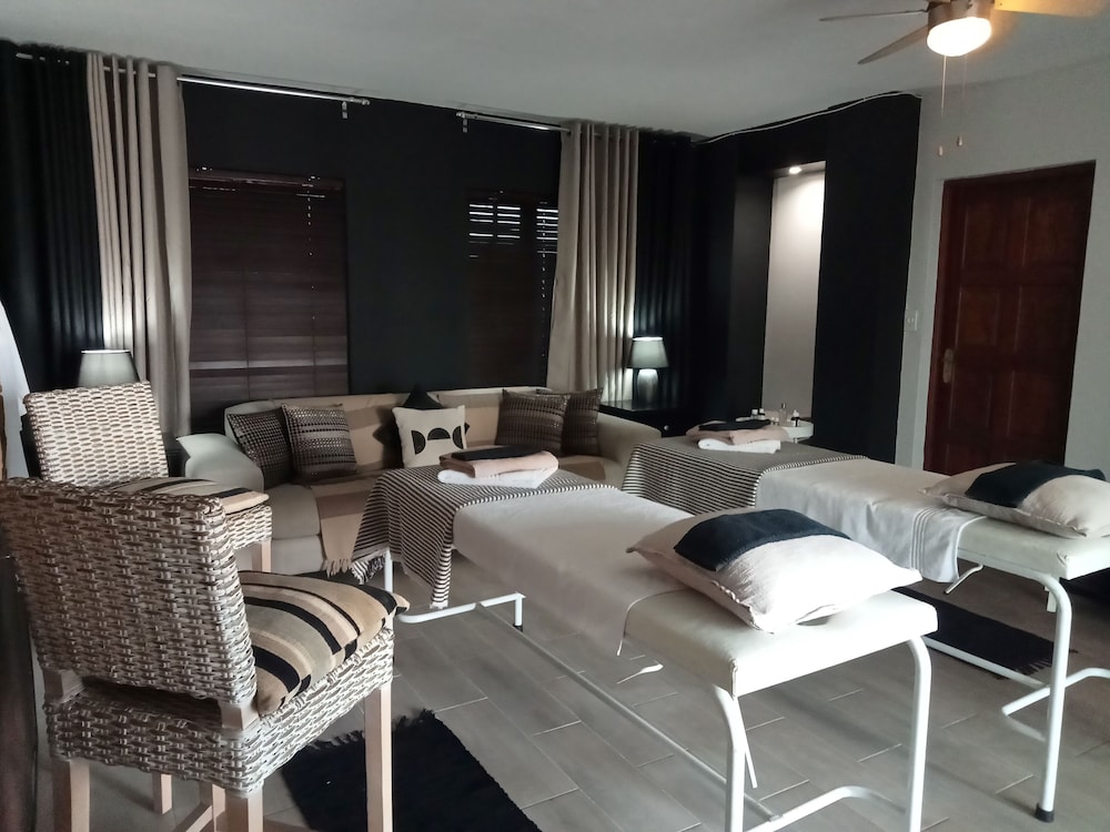 Galagos Lodge 37/50