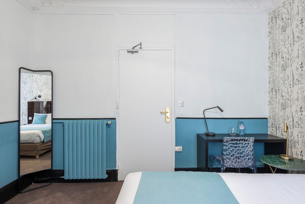 Lennon Hotel Paris Gare Du Nord 15/27