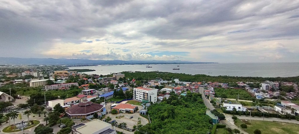One Pacific Residence Mactan Newtown Sdc 44/50