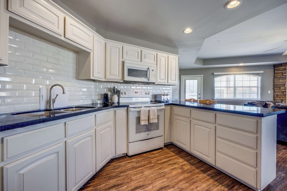 Tanglewood Resort on Lake Texoma, Ascend Hotel Collection 8/50