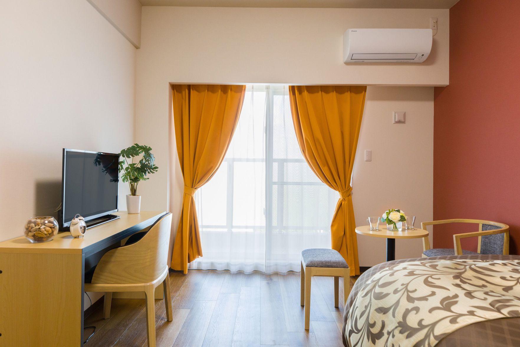 Standard, King Bed
