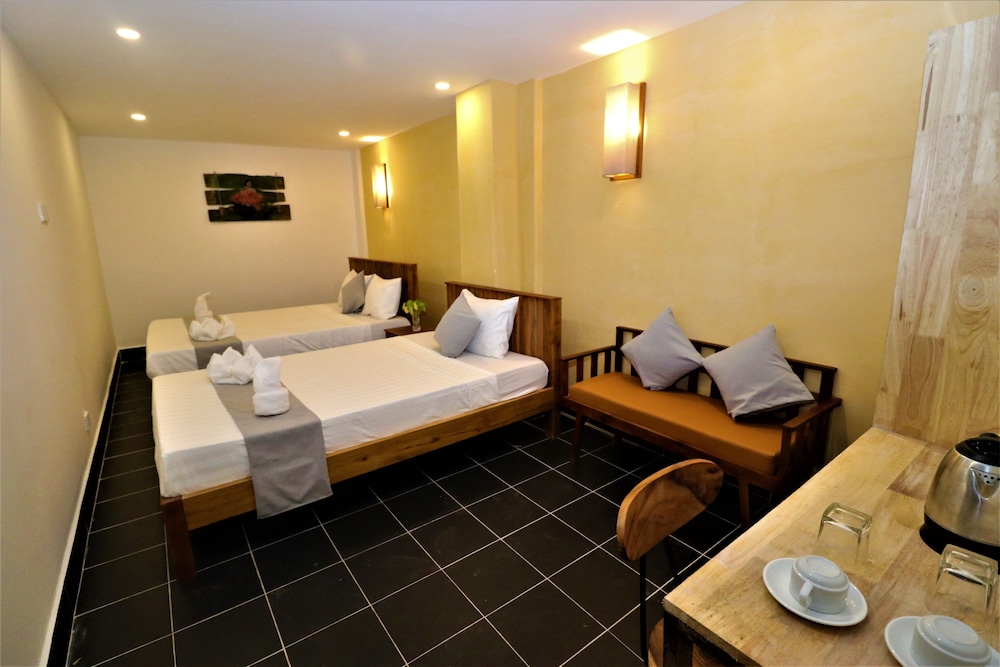 Grand Elevation Hotel 31/65