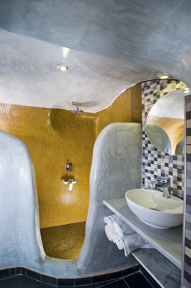 Hotel Katerina Apos S Castle 41/44
