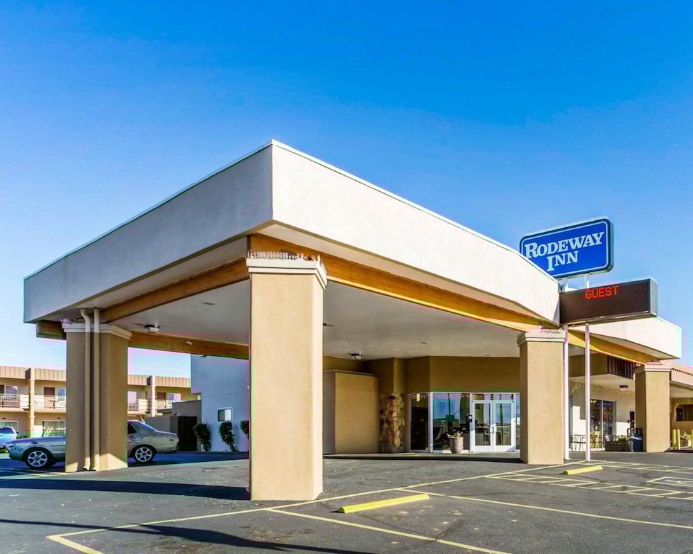 Rodeway Inn At Lake Powell 2/42