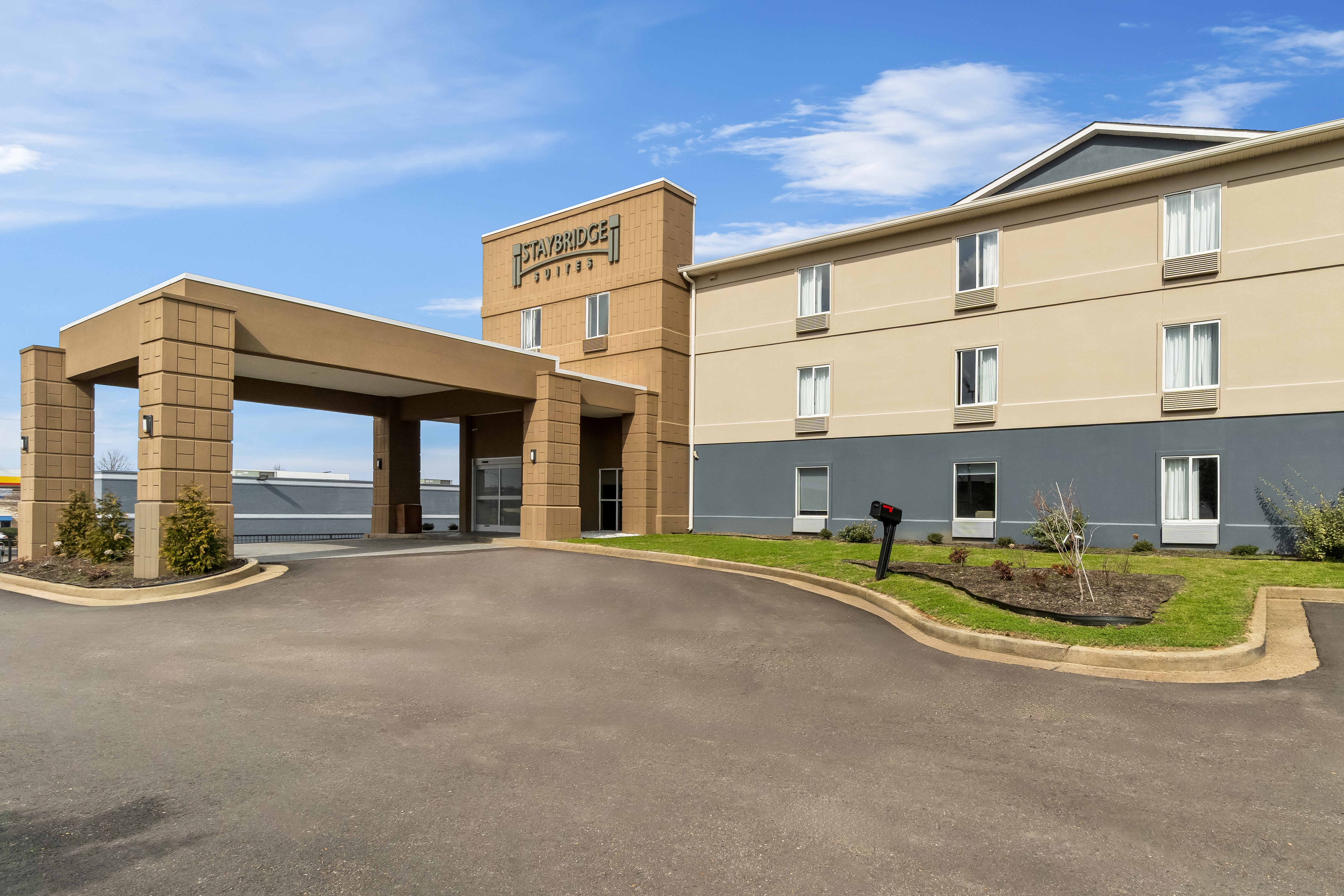 Staybridge Suites Memphis East Cordova 16/19