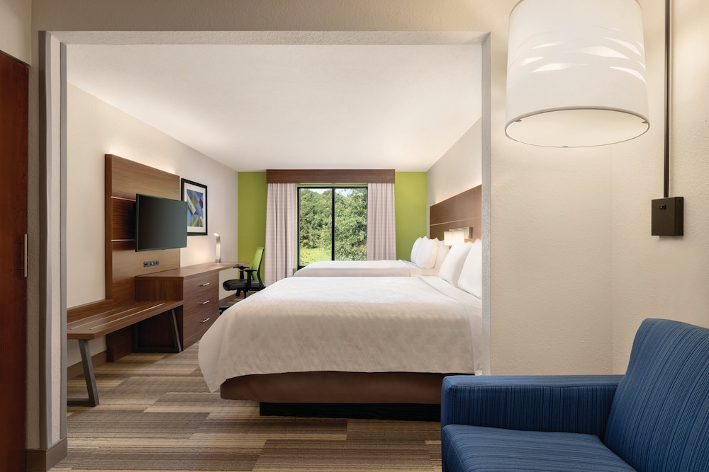 Holiday Inn Express Hotel Suites Lavonia 15/57