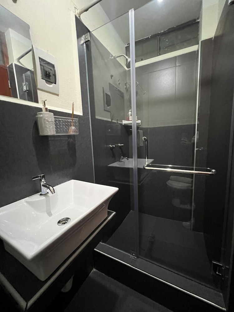 Lima Airport Tampu B&B 42/50