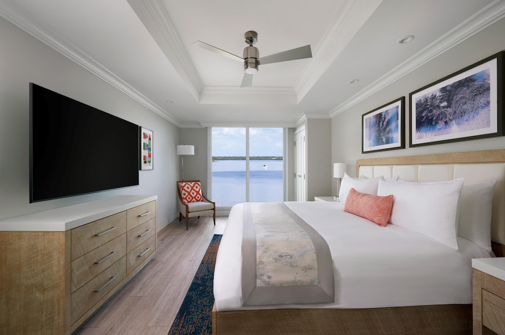 Sunsuites Villas at Sunseeker Resort, Curio by Hilton 7/50