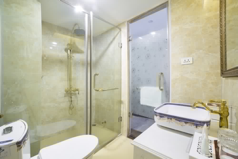 Golden Sail Hotel 25/28