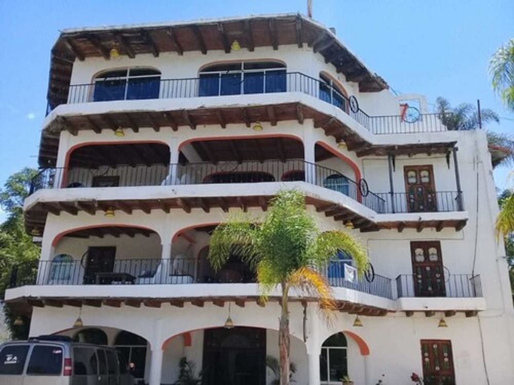 Hacienda la Puerta de Enmedio 5/56