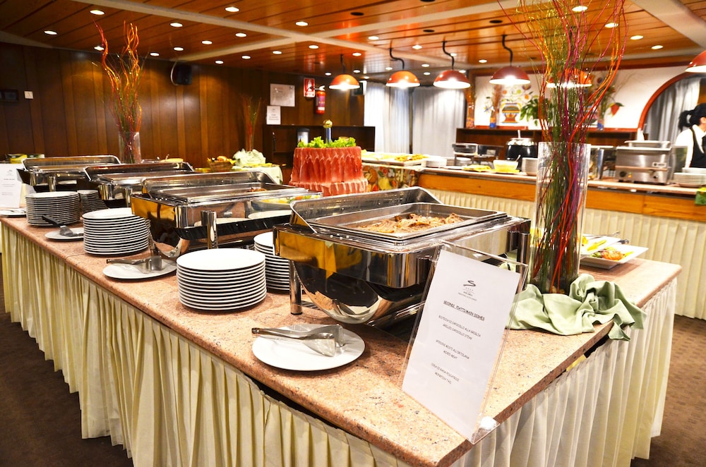Club Hotel Solaria 12/30