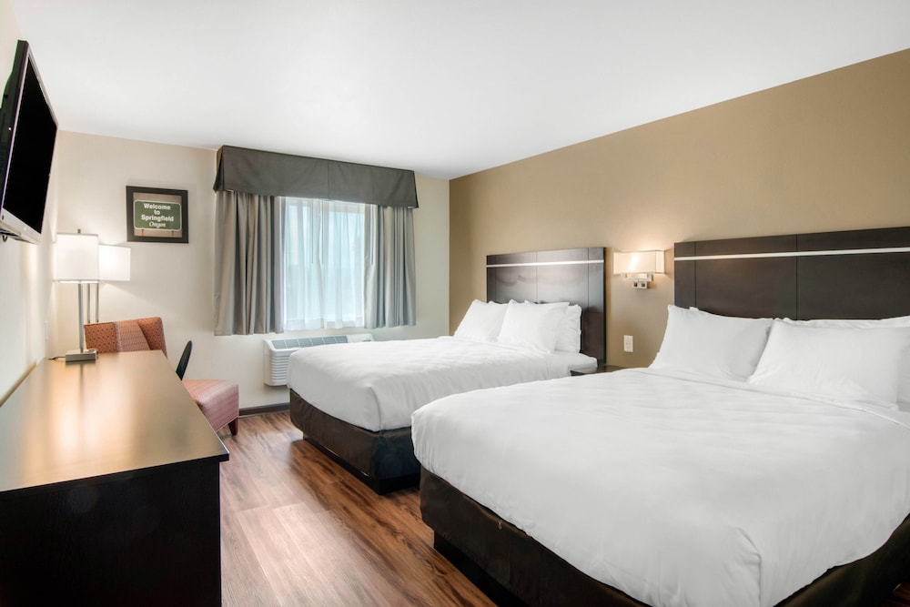 Econo Lodge Inn & Suites Springfield Main Street 19/63