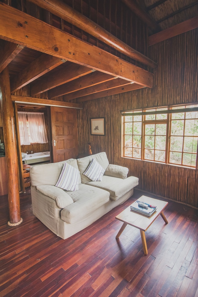 Amafu Forest Lodge 5/50