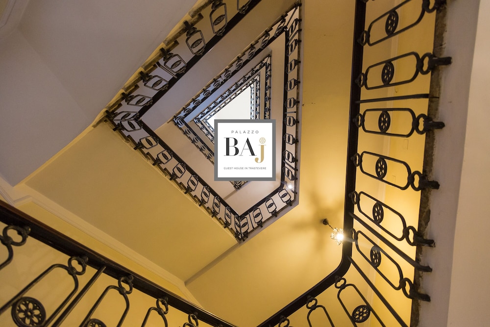 Palazzo Baj Guest House In Trastevere 26/50