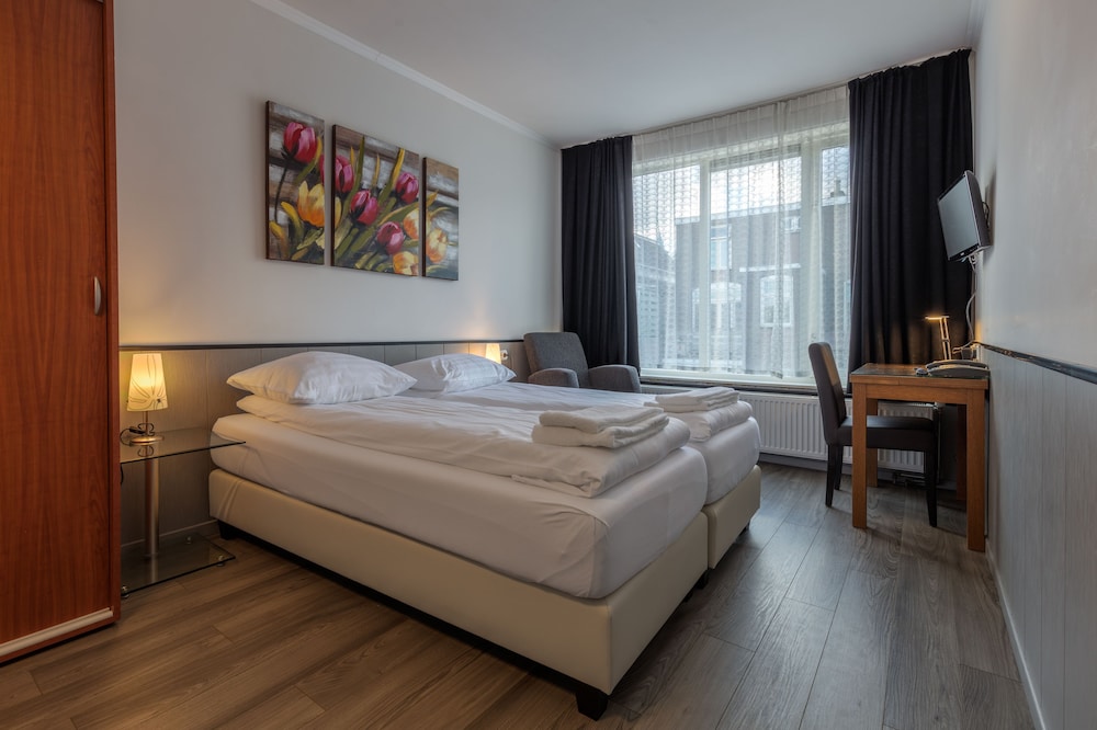 Hotel Pension Randenbroek 8/42