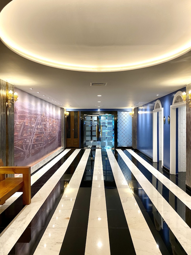 Krungsri River Hotel 33/50