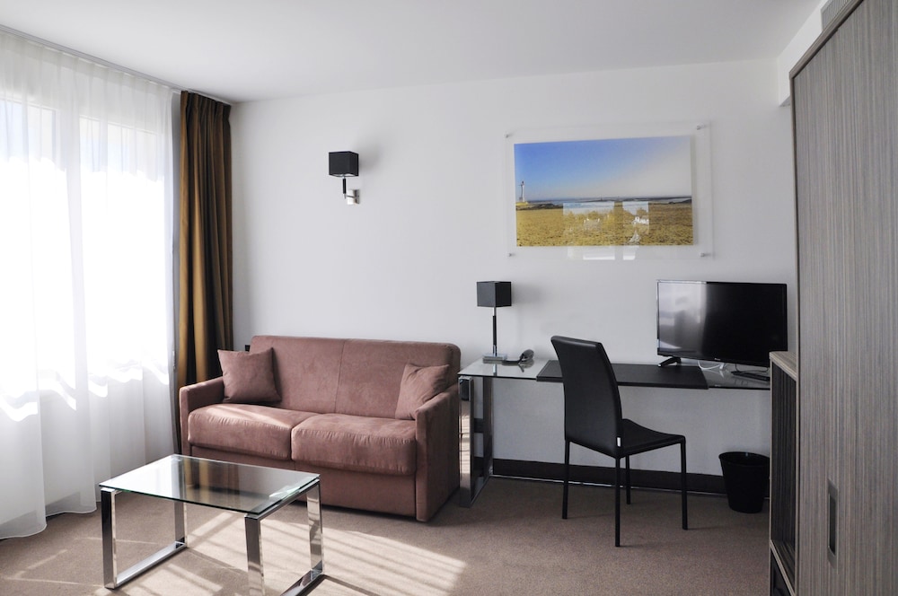 Golden Tulip La Baule 47/79