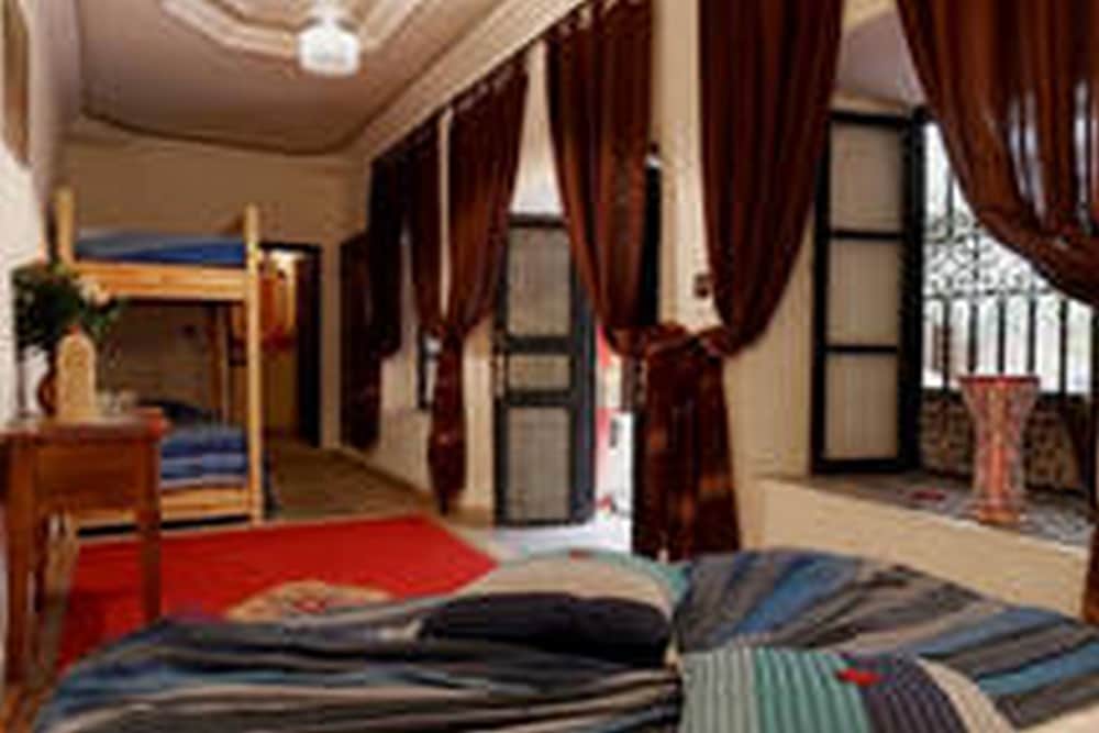 Riad Azalia 26/63