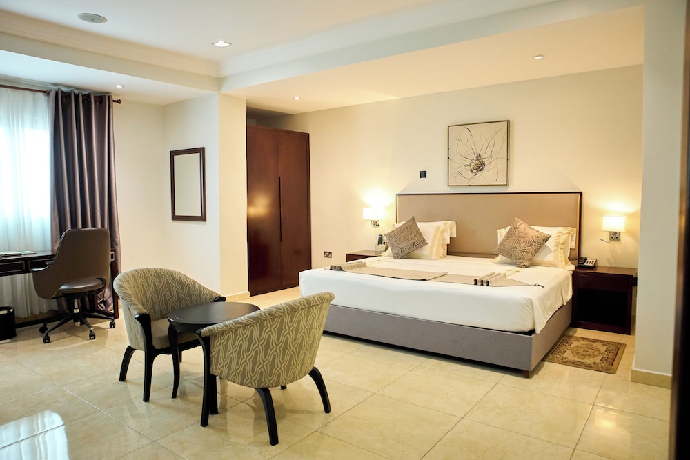 EXECUTIVE, DOUBLE BED