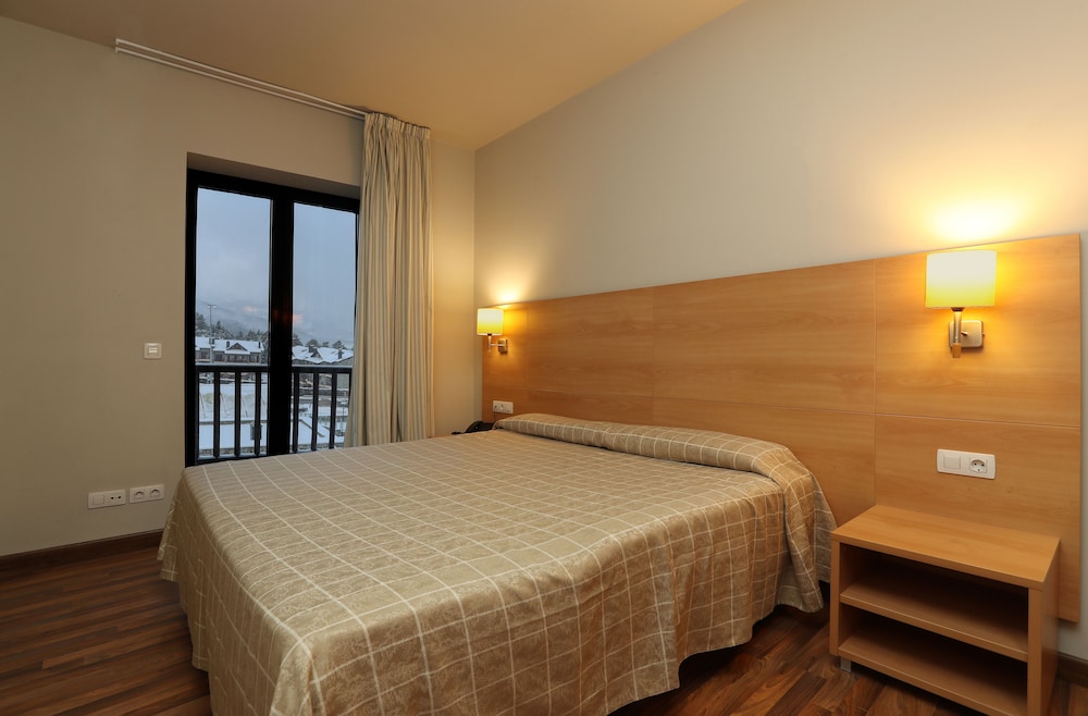 Guitart La Molina Aparthotel Spa 4/50