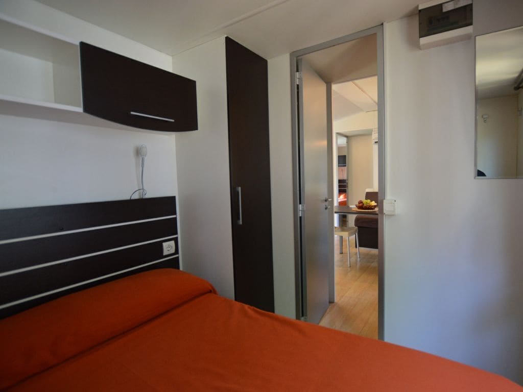 3 Bedrooms, Mobile Home, 1 Queen and 4 Single Beds، Settebello Village 3/7