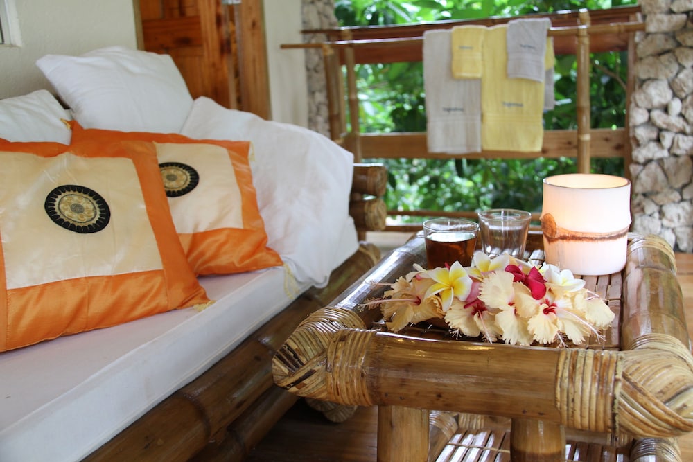 Tepanee Beach Resort 45/63