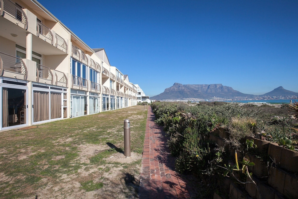 Cape Town Beachfront Apartments At Leisure Bay 47/50