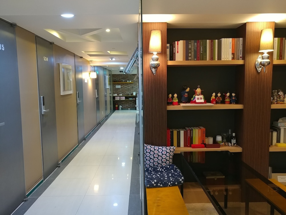 Star Guest House 36/45